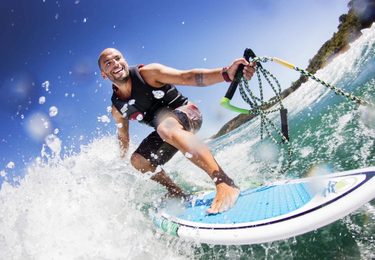 Wake surf from 45 € 